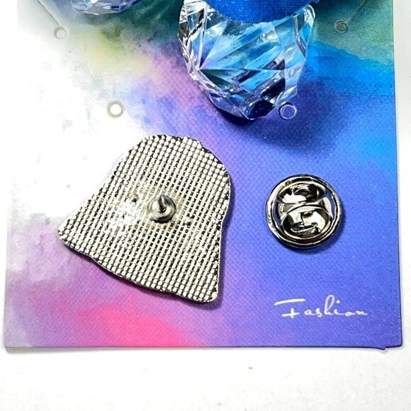 Darth Vader Helmet Lapel Pin Star Wars Villain Brooch Badge Accessories Jewelry - Picture 3 of 5